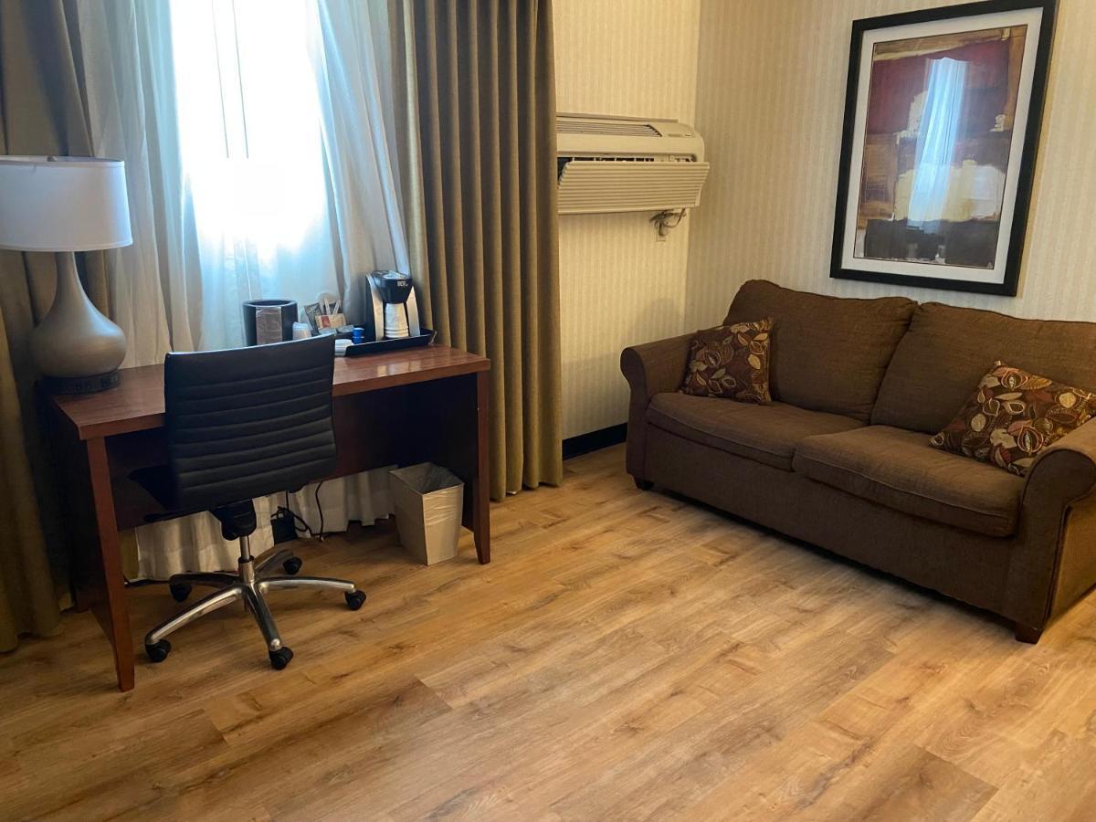 Wyndham Garden Warsaw Otel Dış mekan fotoğraf